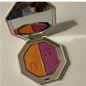 FENTY BEAUTY by RIHANNA kilowatt foil freestyle highlighter duo